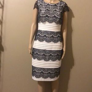 Jax midi white and black